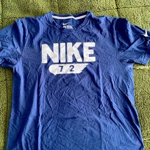 Nike men tee